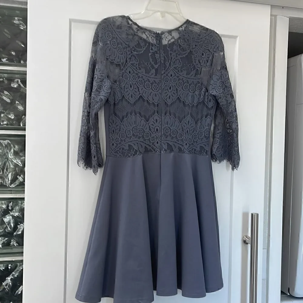 BB Dakota Yale purple gray lace fit and flare skater dress - size Medium
